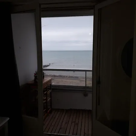 Les Marinas Le Galion Superbe Vue 公寓 *